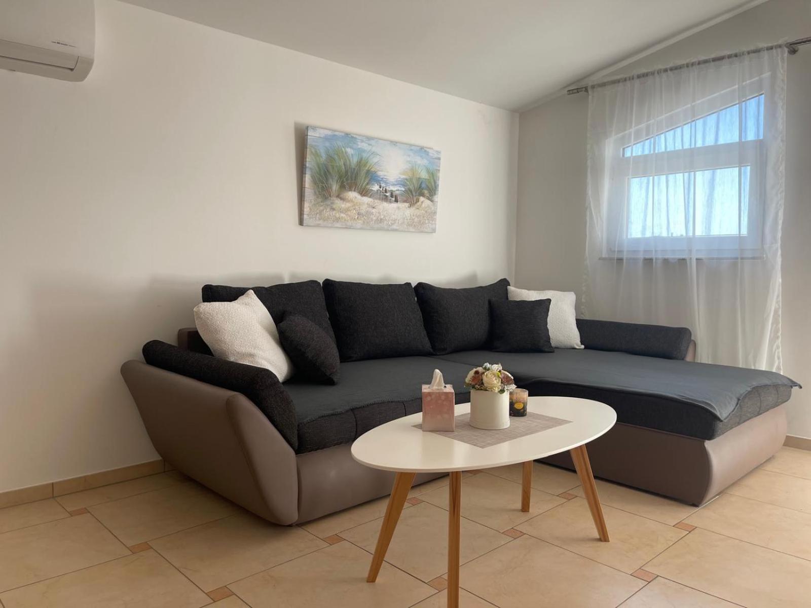 Sinisa Apartman 维尔 外观 照片